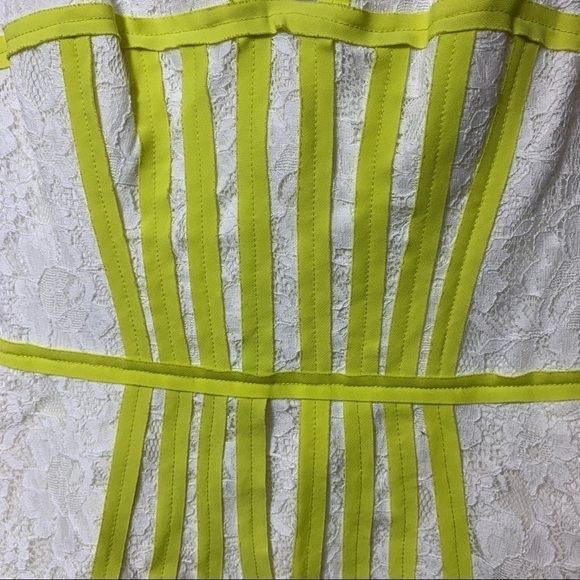 Nwt Bcbgmaxazria Off White Kellyn French Lace Peplum Cocktail Dress - Picture 3 of 7